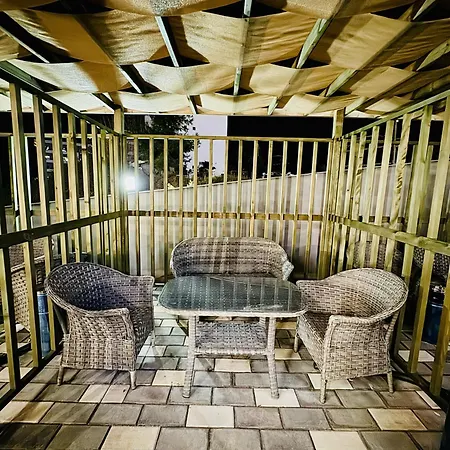 Sunny Shores Апартаменты